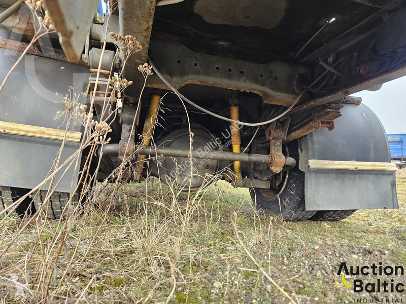 Komunálne vozidlo Volvo FL610 4X2