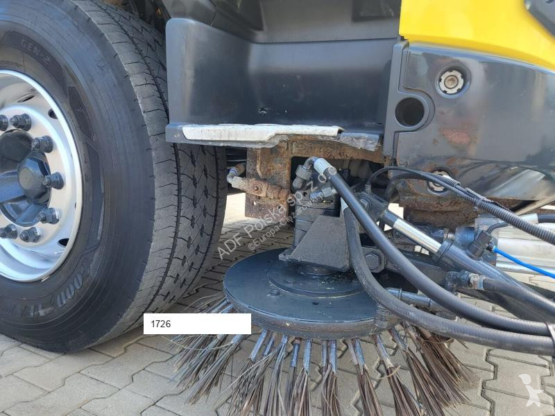 آلة لصيانة الطرق Volvo JBVT801