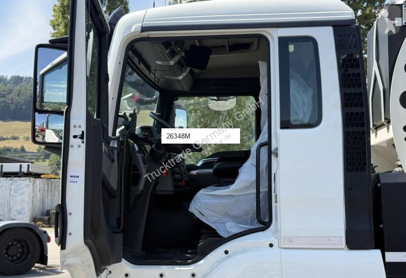 Engin de voirie MAN 591 TGS 26.320