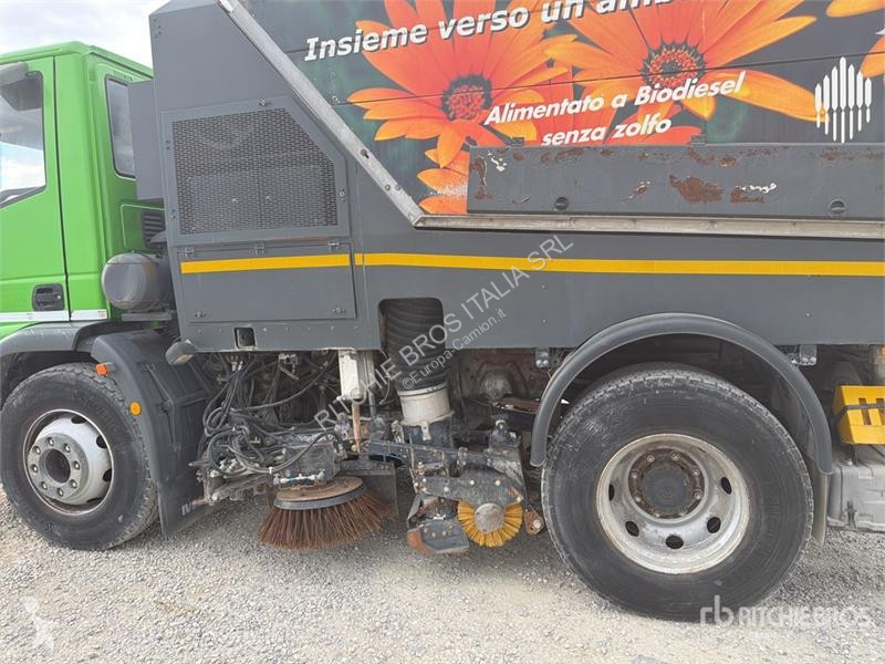 Vägmaskiner Iveco Schmidt SK650/59-1-033 on...