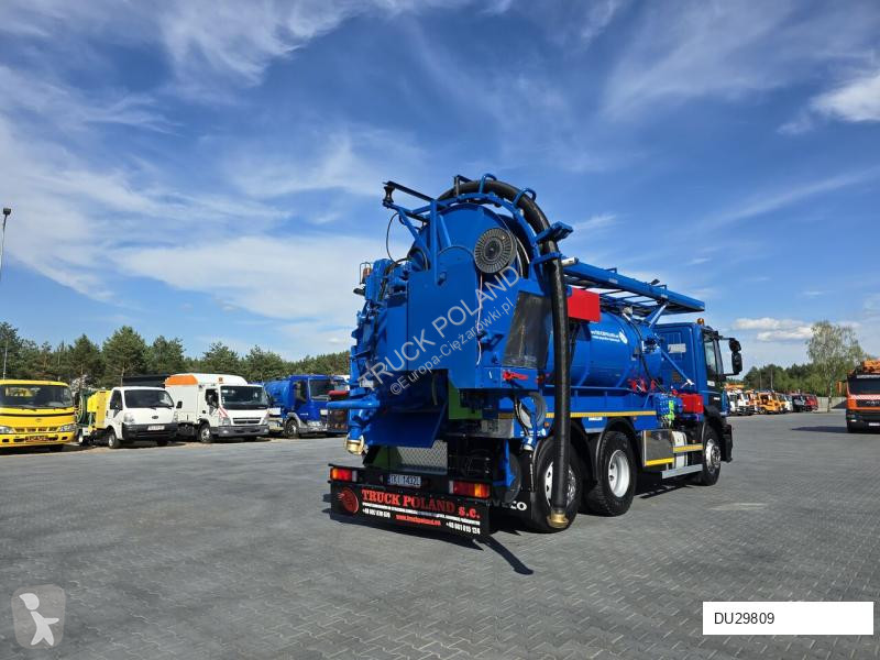 Veículo de limpeza / sanitário de estrada Iveco...