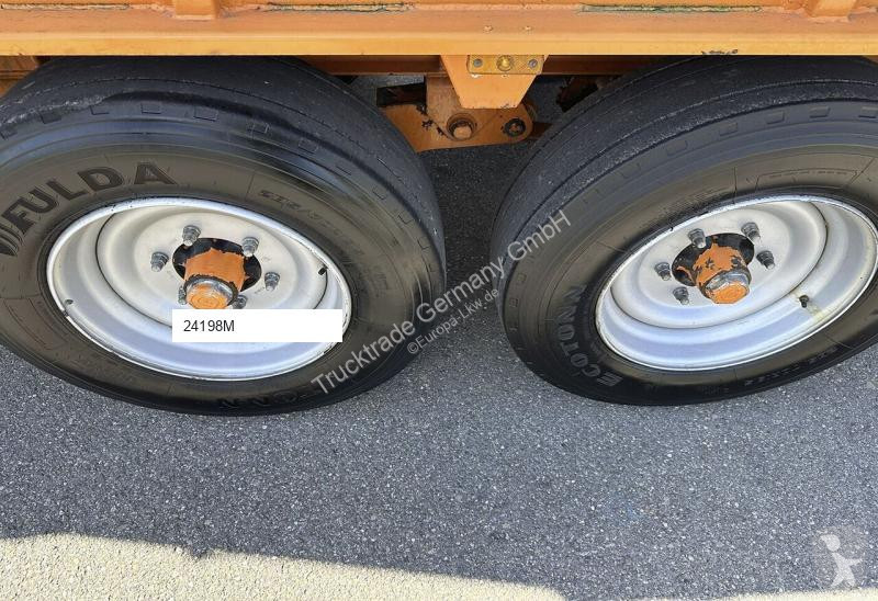 Silniční stroje Mercedes U400