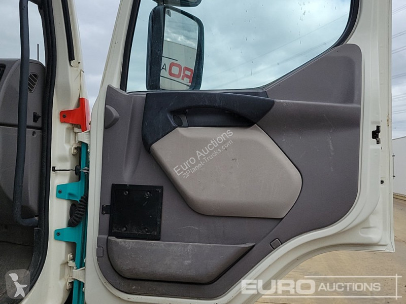 Utilaje pentru drumuri  LF220