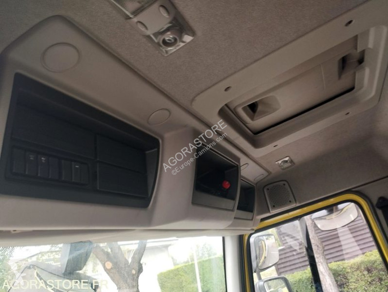 Vägmaskiner Renault PREMIUM