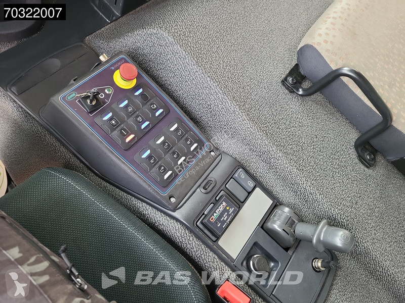 آلة لصيانة الطرق Volvo Electric 6X2 100%...