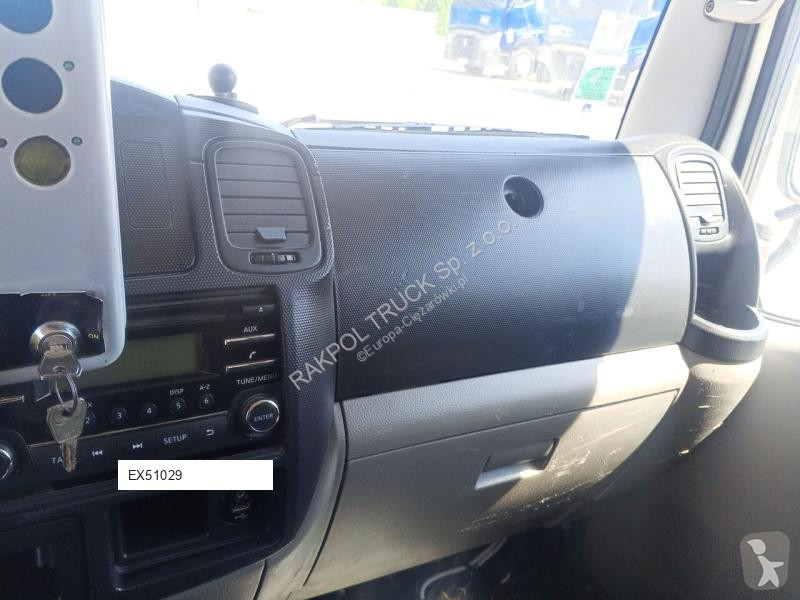 Engin de voirie Nissan NT400/ MODEL35.12...