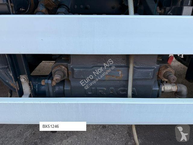 آلة لصيانة الطرق  RENAULT T430 DTI 6x2 Hvidtved...