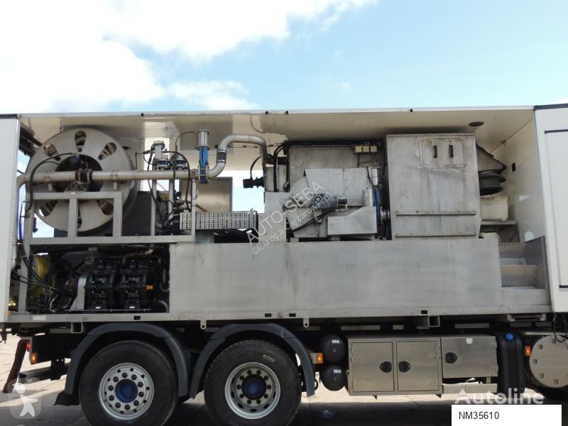 آلة لصيانة الطرق Scania Aquateq DMU-4612 Ecovee