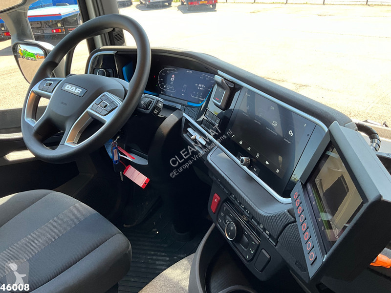 آلة لصيانة الطرق DAF N XD 220 Hiab 23 Tonmeter...