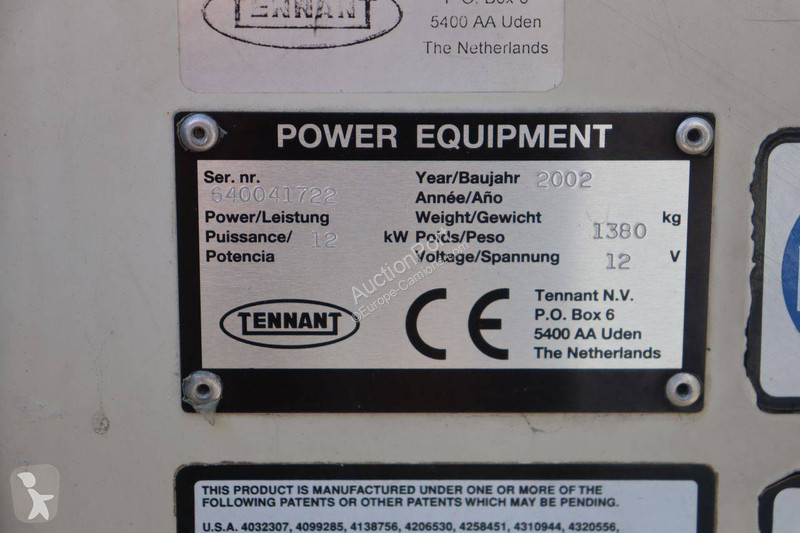 Vehículo de limpieza viaria Tennant 6400