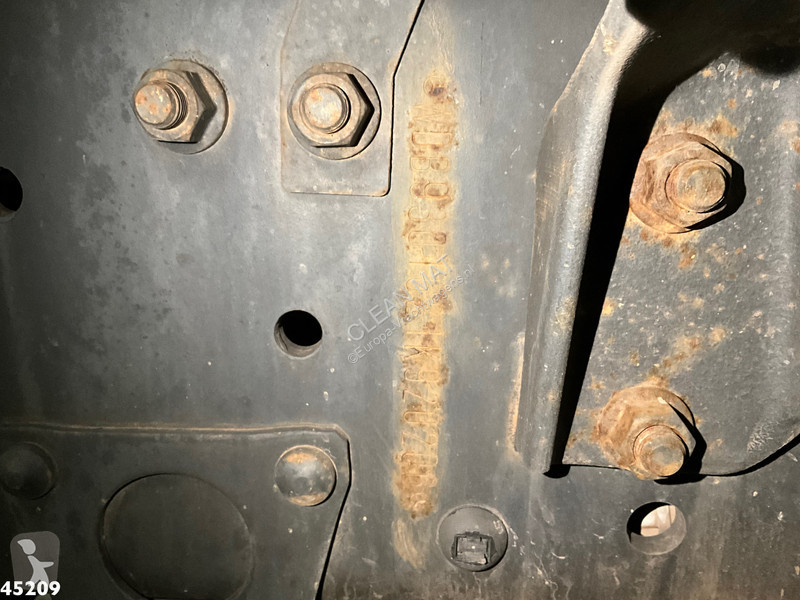 Коммунальная техника  Mercedes 3336 6x4 Euro 3...