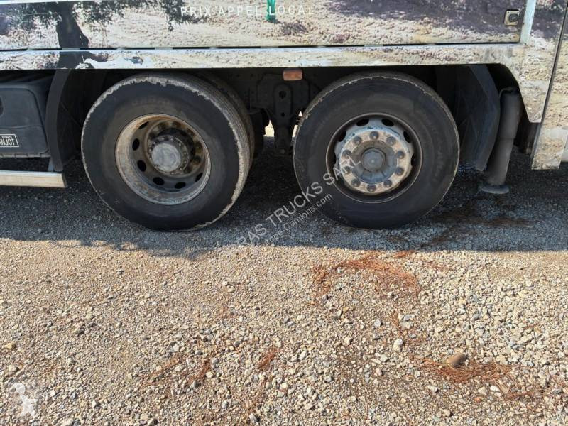 آلة لصيانة الطرق Renault 320 DXI