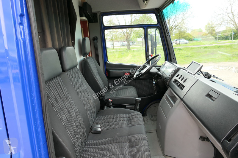 Nyttofordon Mercedes Vario 816 D...