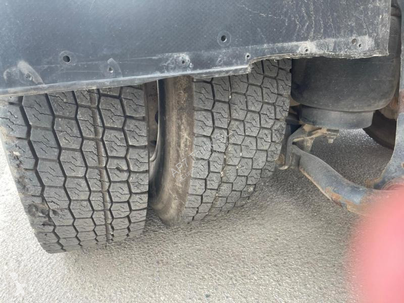 Utilaje pentru drumuri Iveco 330