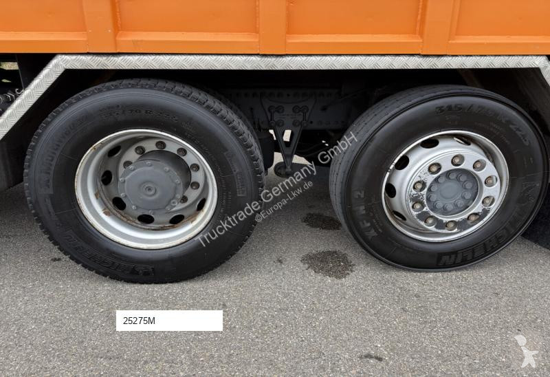 Silniční stroje Mercedes 2633