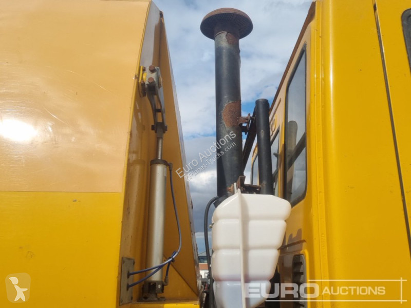 Utilaje pentru drumuri Iveco Euro Cargo 140E18