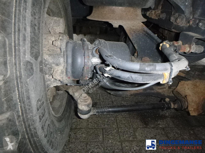 آلة لصيانة الطرق Mercedes 3233 8X4 RHD Euro 5...
