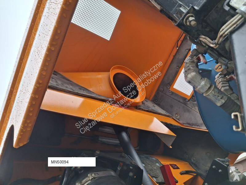 آلة لصيانة الطرق Scania Viajet 7 R/L H/HS