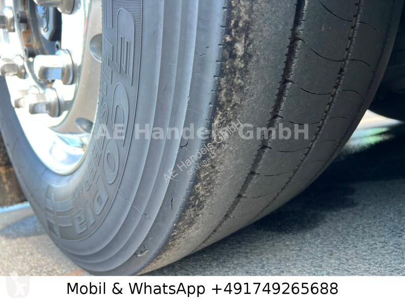 آلة لصيانة الطرق Scania R 410  Faun...