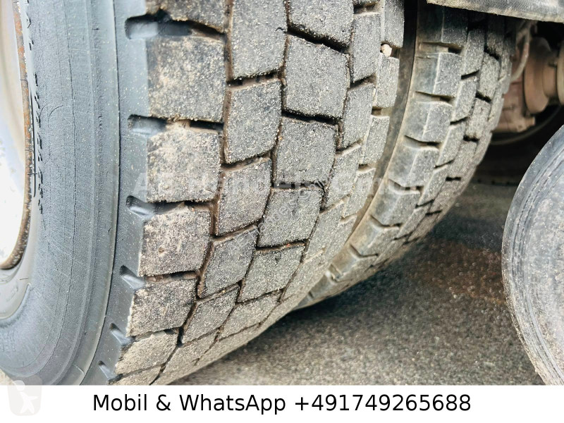 آلة لصيانة الطرق Volvo 250 Bucher Johnston VS...