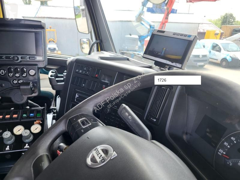 آلة لصيانة الطرق Volvo JBVT801