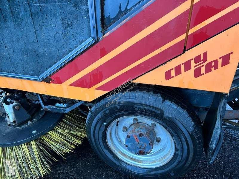 آلة لصيانة الطرق Rolba  K1500 CITY CAT