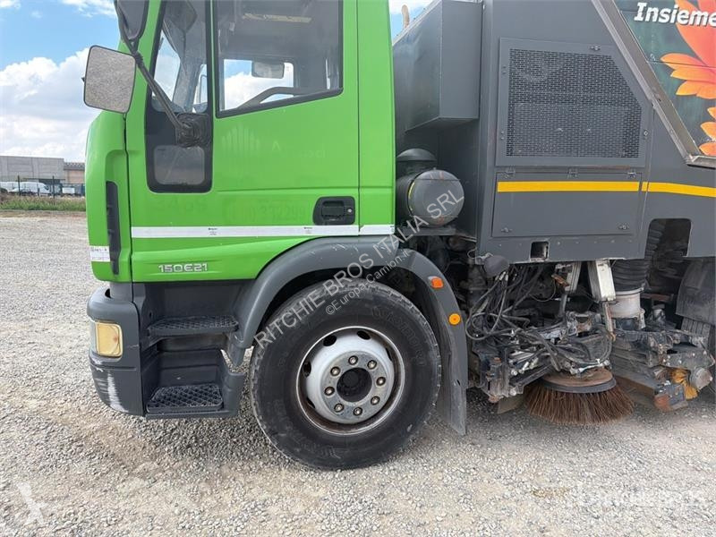 Vägmaskiner Iveco Schmidt SK650/59-1-033 on...