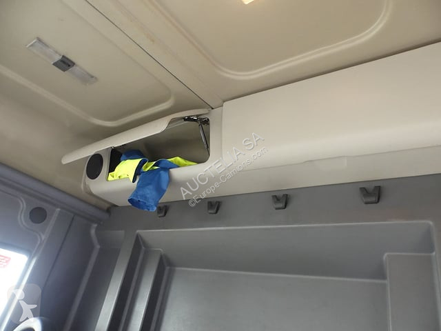 Vehículo de limpieza viaria Renault D19