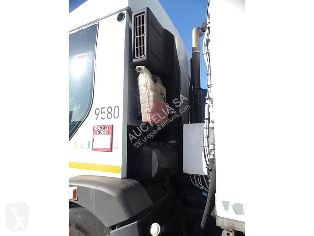 Vehículo de limpieza viaria Renault D19