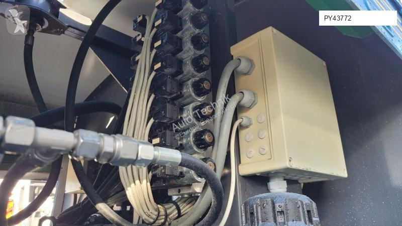 Engin de voirie Renault WATER STREET CLEANER...
