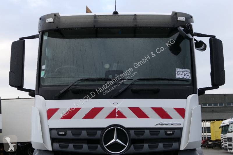 Utilaje pentru drumuri Mercedes