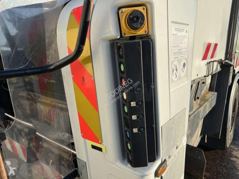 Gemeentevoertuig Renault PREMIUM