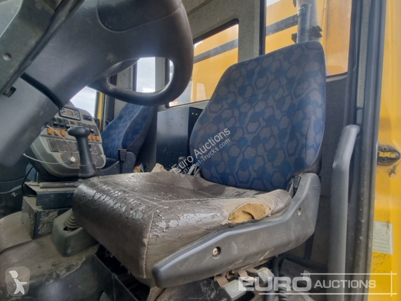 Utilaje pentru drumuri Iveco Euro Cargo 140E18