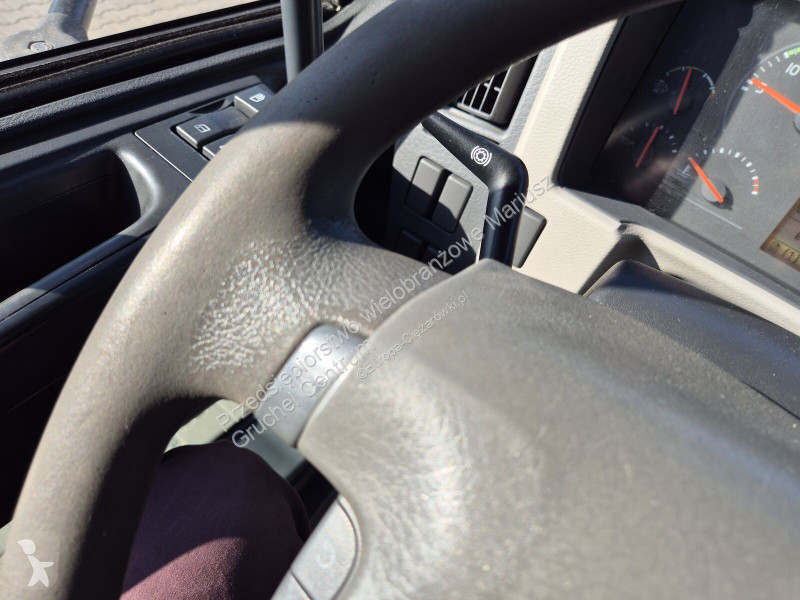 آلة لصيانة الطرق Volvo FE 280 / GEESINKNORBA /...