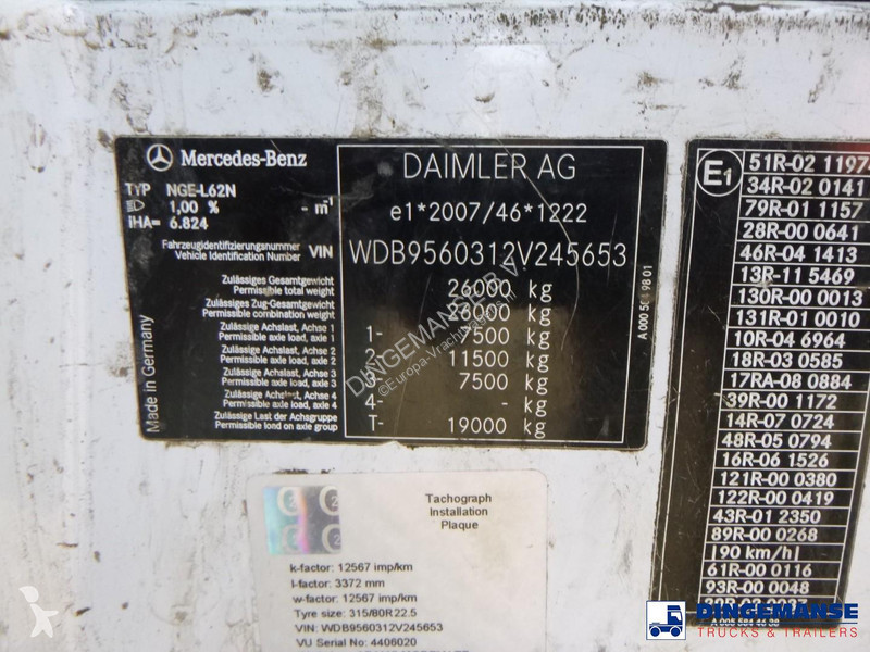 آلة لصيانة الطرق Mercedes 2630 6x2 RHD Faun...