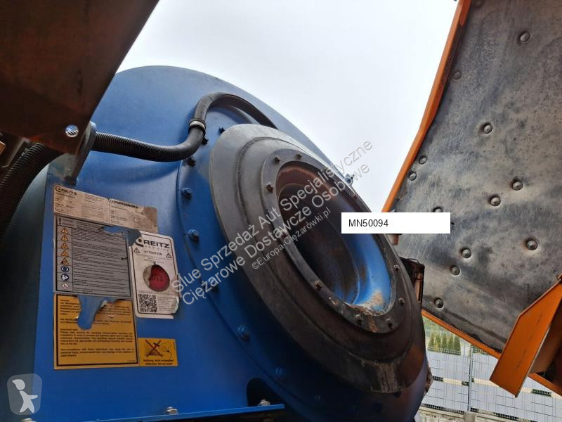 آلة لصيانة الطرق Scania Viajet 7 R/L H/HS