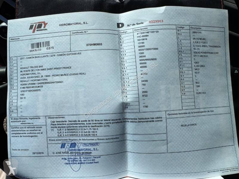 آلة لصيانة الطرق Renault