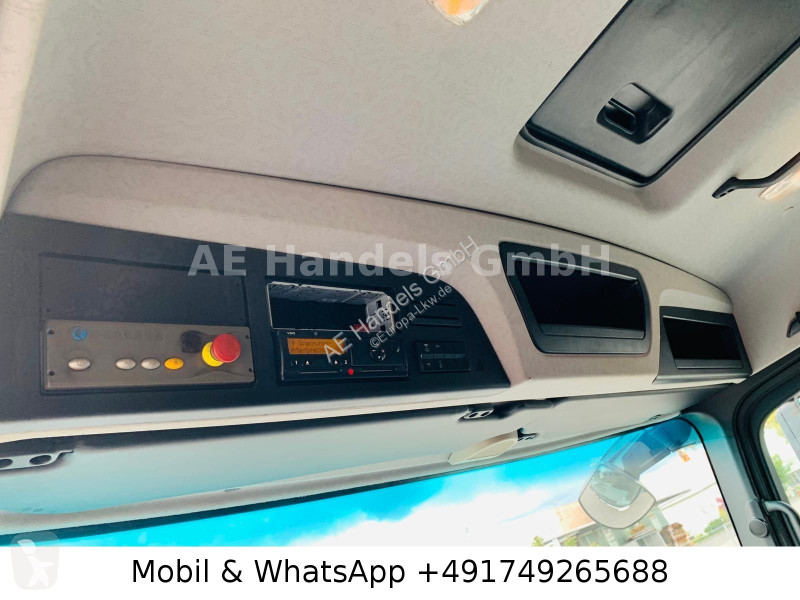 آلة لصيانة الطرق Mercedes 2533 M ClassicSpace...