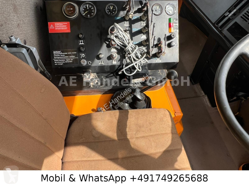 آلة لصيانة الطرق Mercedes LP  Faun AK 420...
