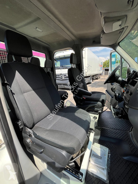آلة لصيانة الطرق Mercedes 311 CDI, DoKa,...