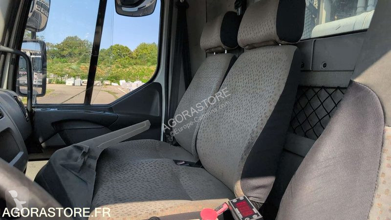 Vägmaskiner Renault MIDLUM