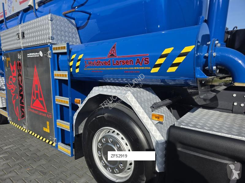 Engin de voirie Scania LARSEN FlexVAC 311P...
