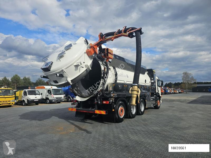 Silniční stroje Volvo ADR KOMBI