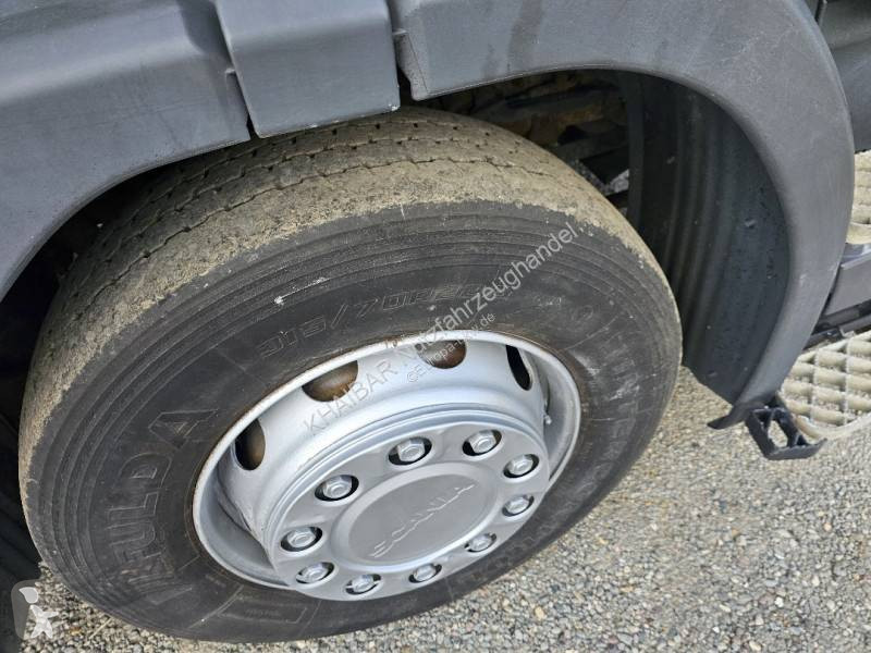 Vehículo de limpieza viaria Scania