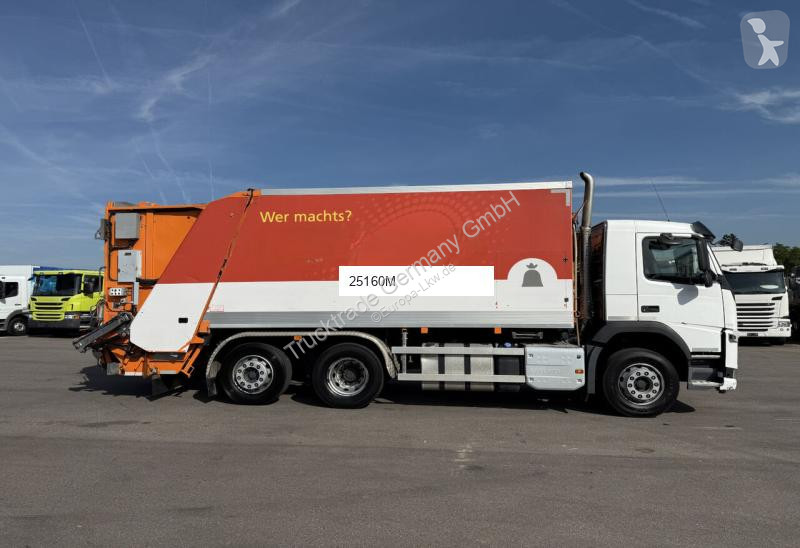 Silniční stroje Volvo FM-330