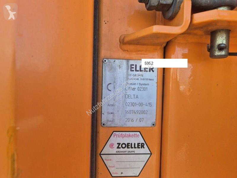 Silniční stroje Mercedes Schüttung System 2301