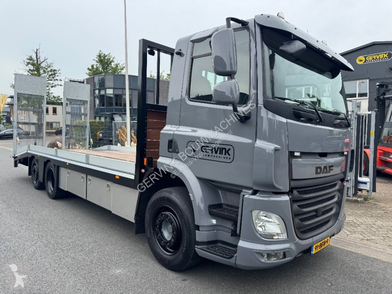 Silniční stroje DAF CF 330