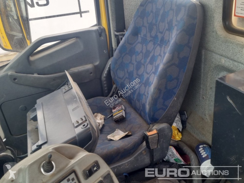 Utilaje pentru drumuri Iveco Euro Cargo 140E18