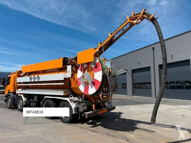 Maskine til vejarbejde  SCANIA P380 8x2*6...