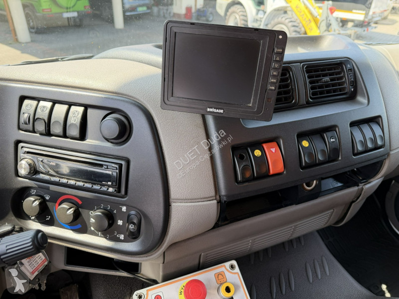 Пътнопочистваща техника DAF 55300 Śmieciarka...